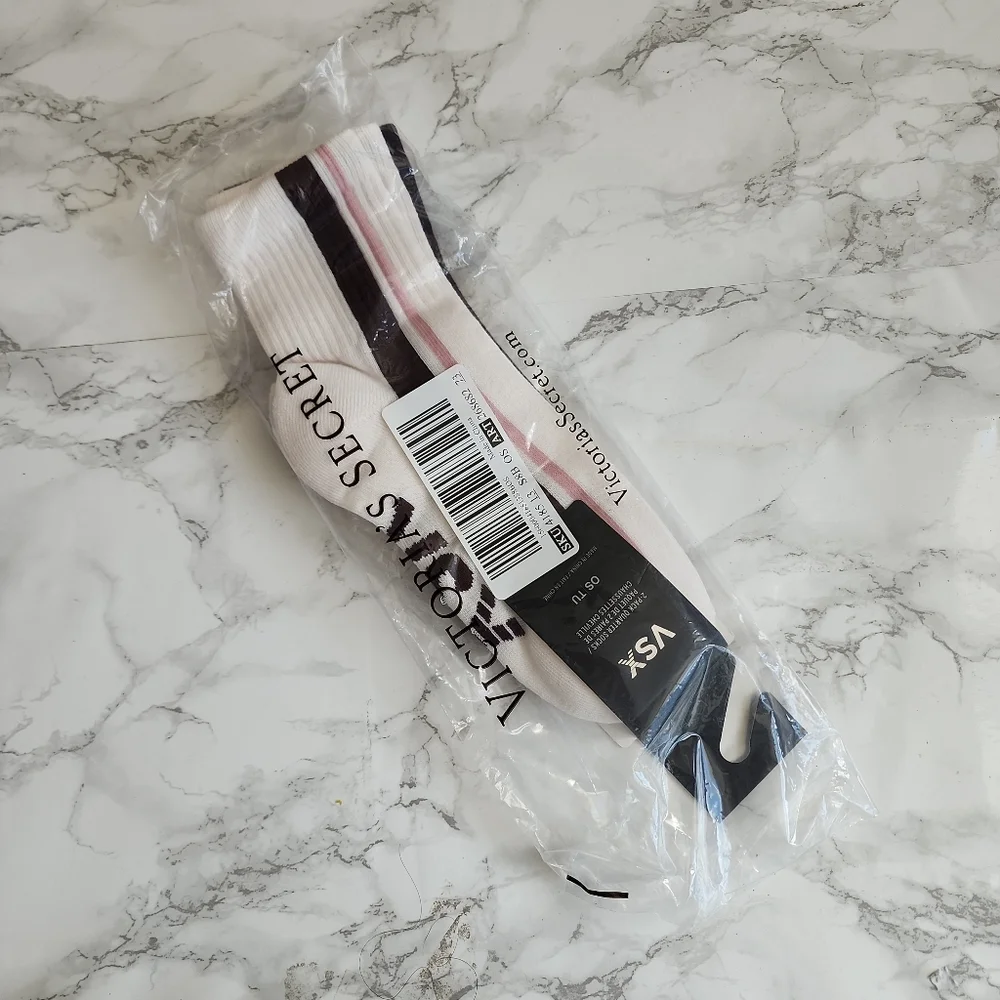 VSX PINK 2-PACK QUARTER SOCKS